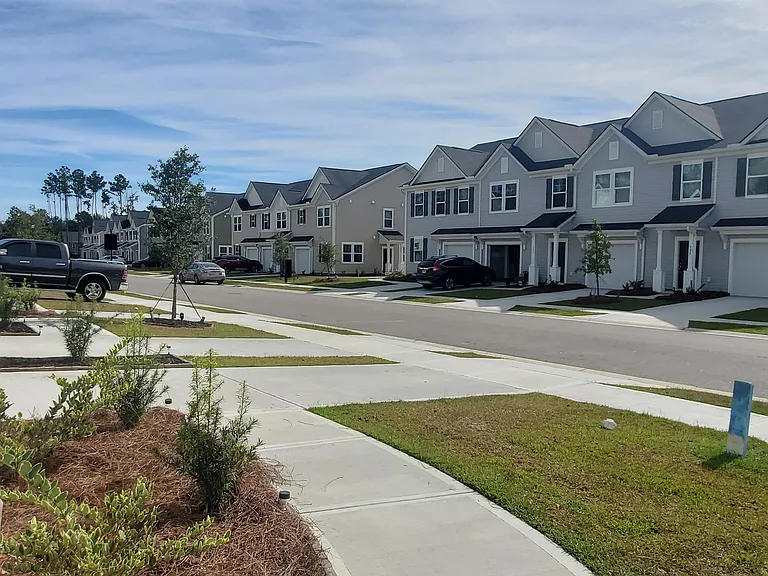 128 Benelli Dr #128 — Photo 3