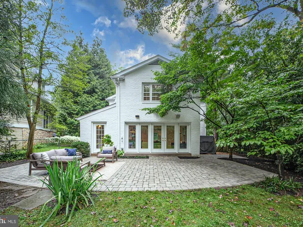 3406 Raymond St, Chevy Chase, MD 20815