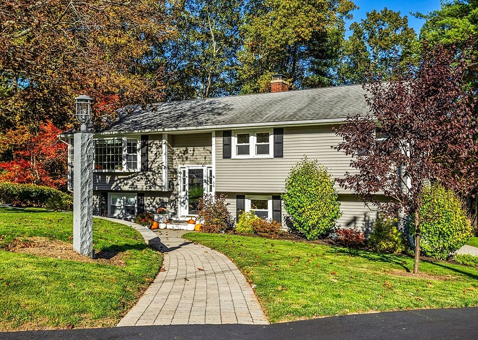 1st image of 56 Sherwood Hill Dr