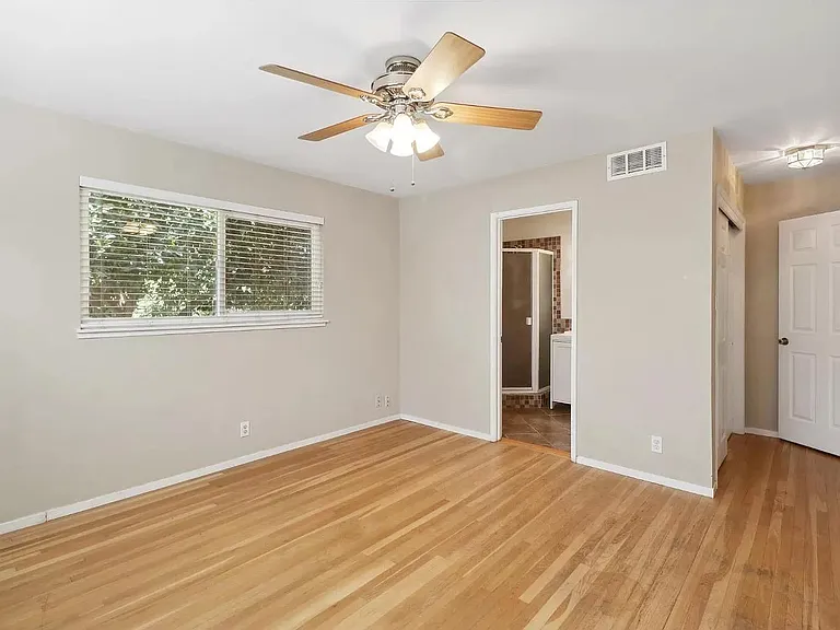 9036 New Dawn Dr — Photo 14