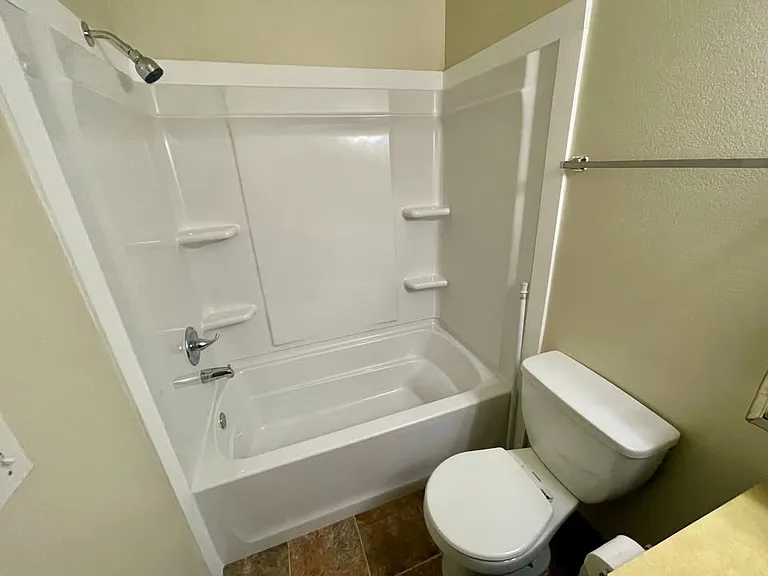 1325 E 27th Ave #3 — Photo 9