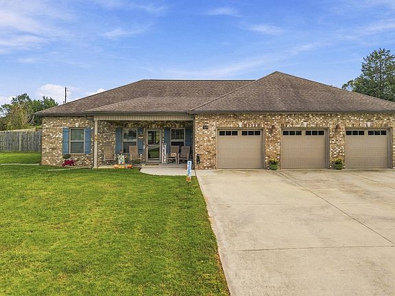 2nd image of 509 Carpenter Dr