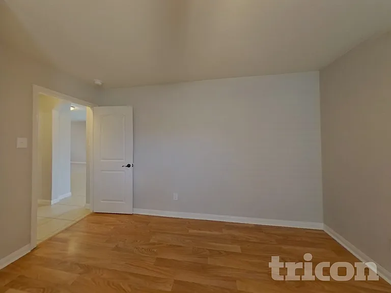 1477 Treeta Trl — Photo 11
