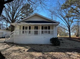 520 Waddell Dr, Albemarle, NC 28001