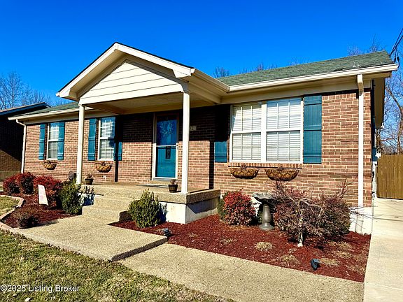 3rd image of 302 Bucky Burton Dr