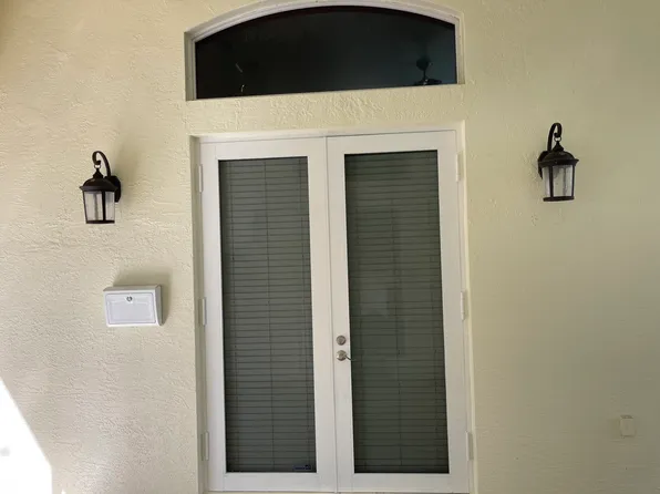 5301 W Saxon Cir, Southwest Ranches, FL 33331