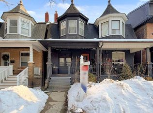 91 Olive Ave, Toronto, ON M6G 1V2