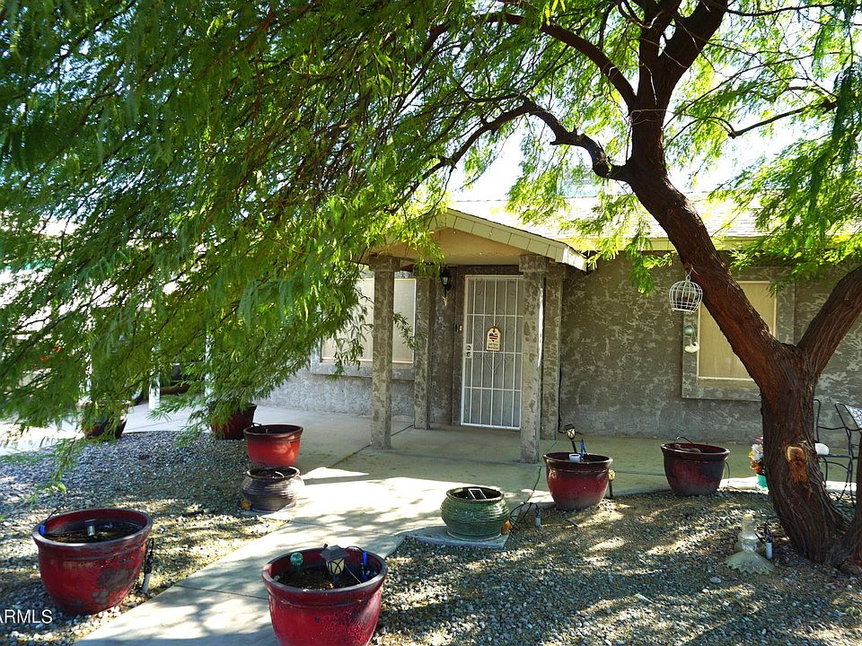 1st image of 1139 E 6TH Street