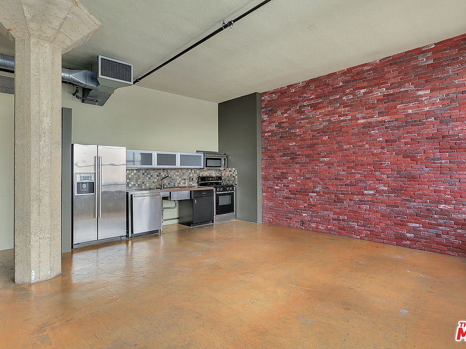 1st image of 315 E 8th St APT 1005