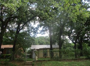4900 Walthall St, Haltom City, TX 76117