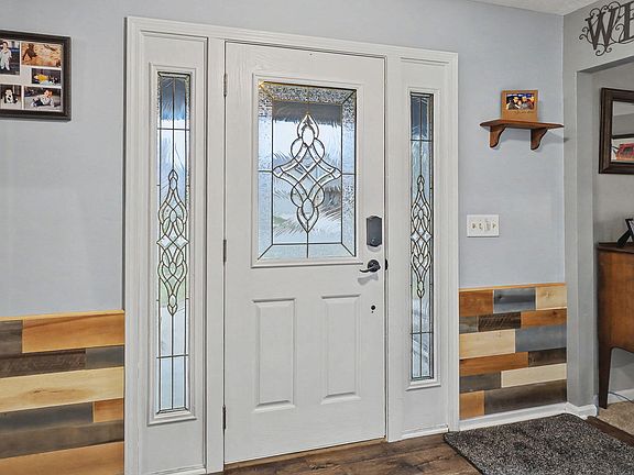 4th image of 2145 Aspenwood Dr