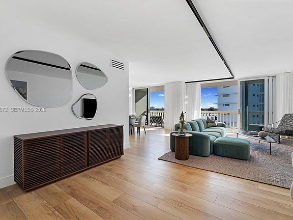 4th image of 9111 E Bay Harbor Dr #Penthouse D
