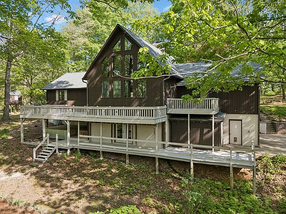 4th image of 491 Deer Ridge Ln