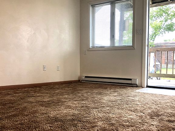 2nd image of 264 Mechanic St APT N