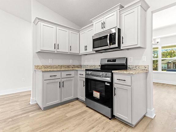 5th image of 1891 Summer Pecan Dr