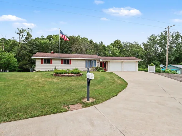 9946 Handel St, Portage, MI 49024