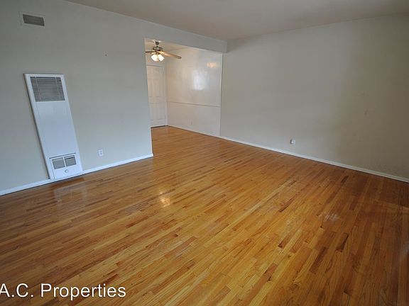 4th image of 12807 Burbank Blvd APT 5