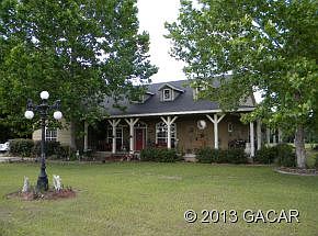 1st image of 612 NE 156th Ave