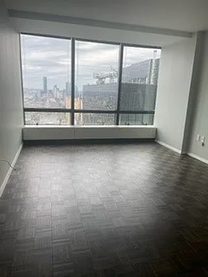 Rented by Solow Realty | media 15