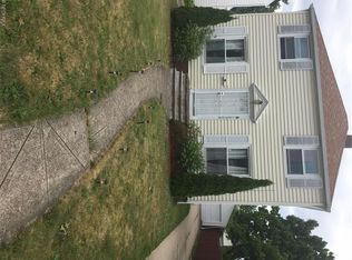 12908 Thraves Rd, Garfield Heights, OH 44125