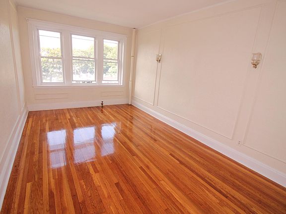 3rd image of 1851 Commonwealth Ave #19