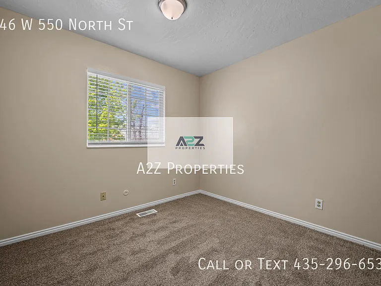 346 W 550 N — Photo 12