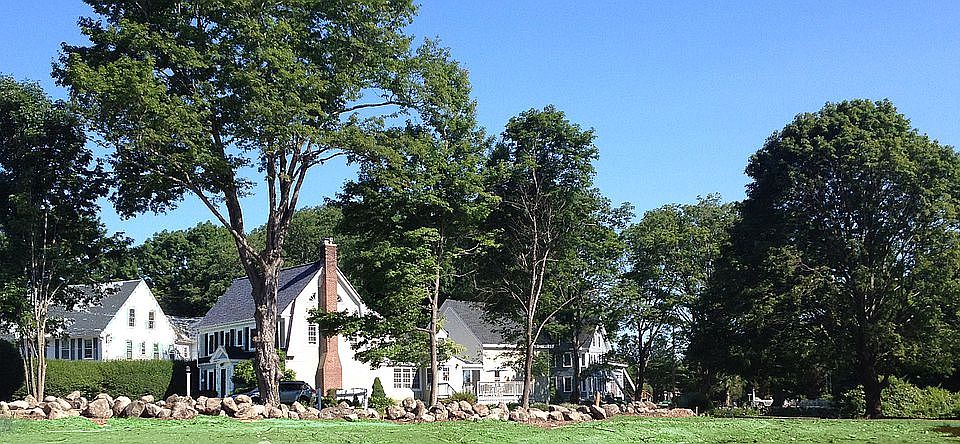 2nd image of 188 1st Parish Rd