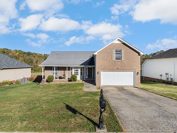 2nd image of 1167 Viewmont Dr