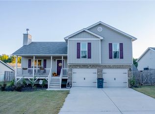 166 Brookside Dr, Lula, GA 30554