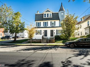324 4th Ave #2, Phoenixville, PA 19460