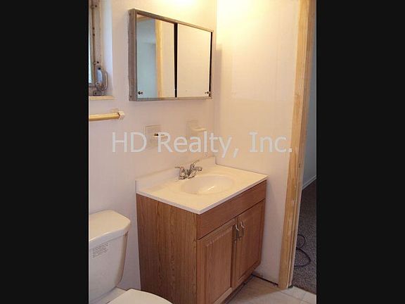 5th image of 107 Brown Dr