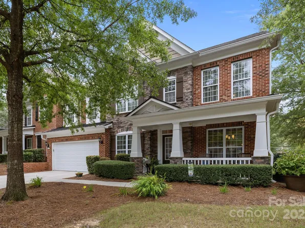 10310 Blairbeth St, Charlotte, NC 28277