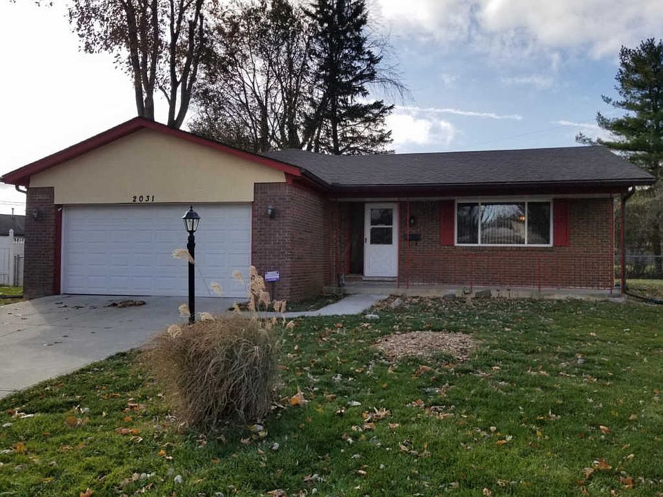 2nd image of 2031 Balmoral Ct
