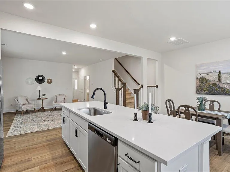 74 Amaryllis Ln — Photo 21