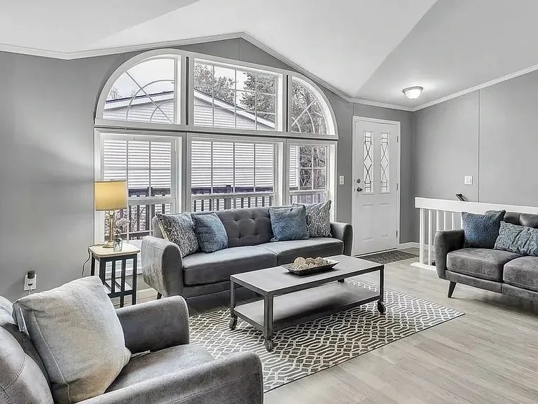 5045 W Custer Pl — Photo 3