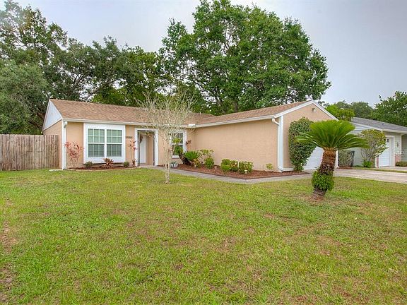 3rd image of 5513 Carrollwood Meadows Dr