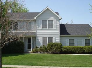 1001 Old Farm Rd, Bloomington, IL 61704