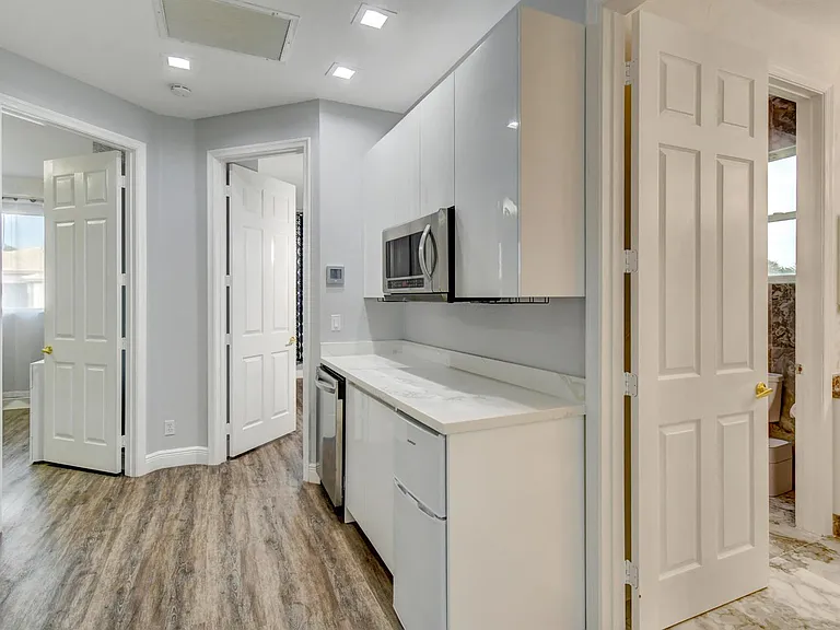 11910 Osprey Point Cir — Photo 46