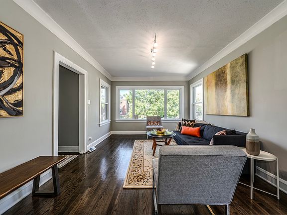 4th image of 10524 S Eggleston Ave
