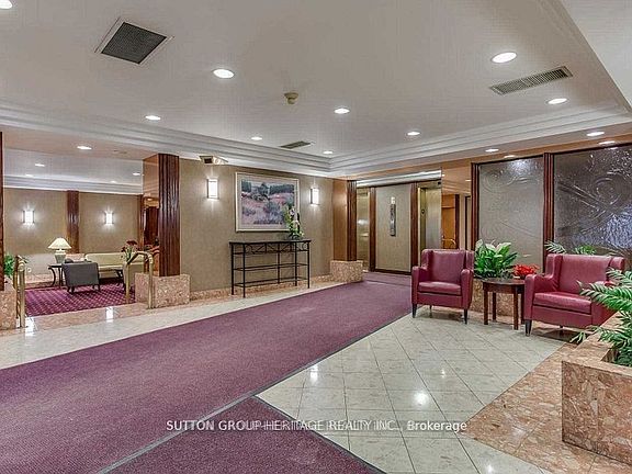 2nd image of 22 Hanover Rd #605