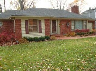 18215 Birwood Ave, Beverly Hills, MI 48025