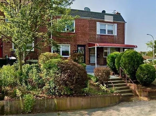 21604 115th Ter, Cambria Heights, NY 11411