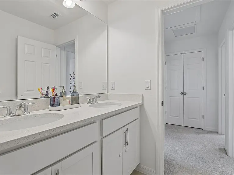 1581 Swan Swim Dr — Photo 29