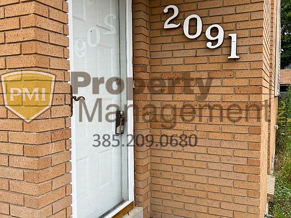 2nd image of 2091 E Donegal Cir