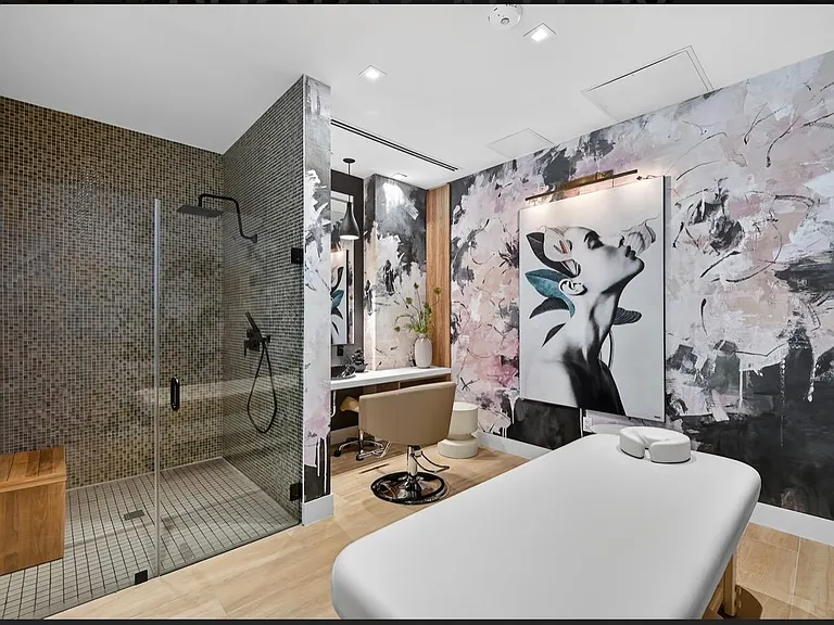 1550 NE 124th St #505 — Photo 33