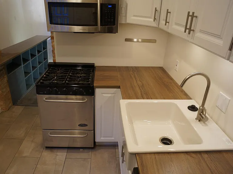 907 Lemmon St — Photo 16