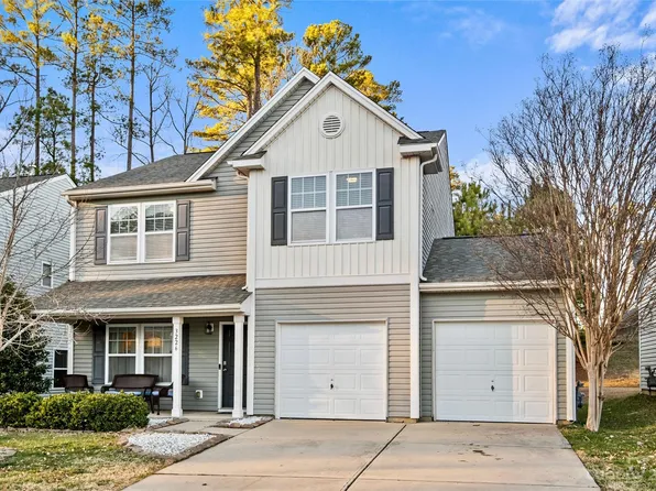 3226 Lemongrass Ln, Charlotte, NC 28214
