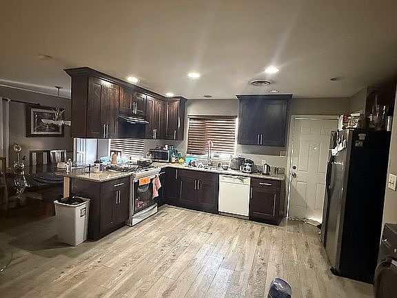 5th image of 1740 Blue Spruce Cir