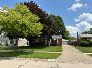 38426 Littlefield Dr, Sterling Heights, MI 48312