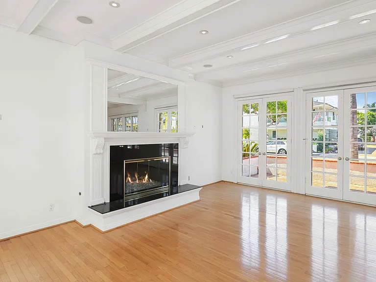 2025 E Balboa Blvd — Photo 45